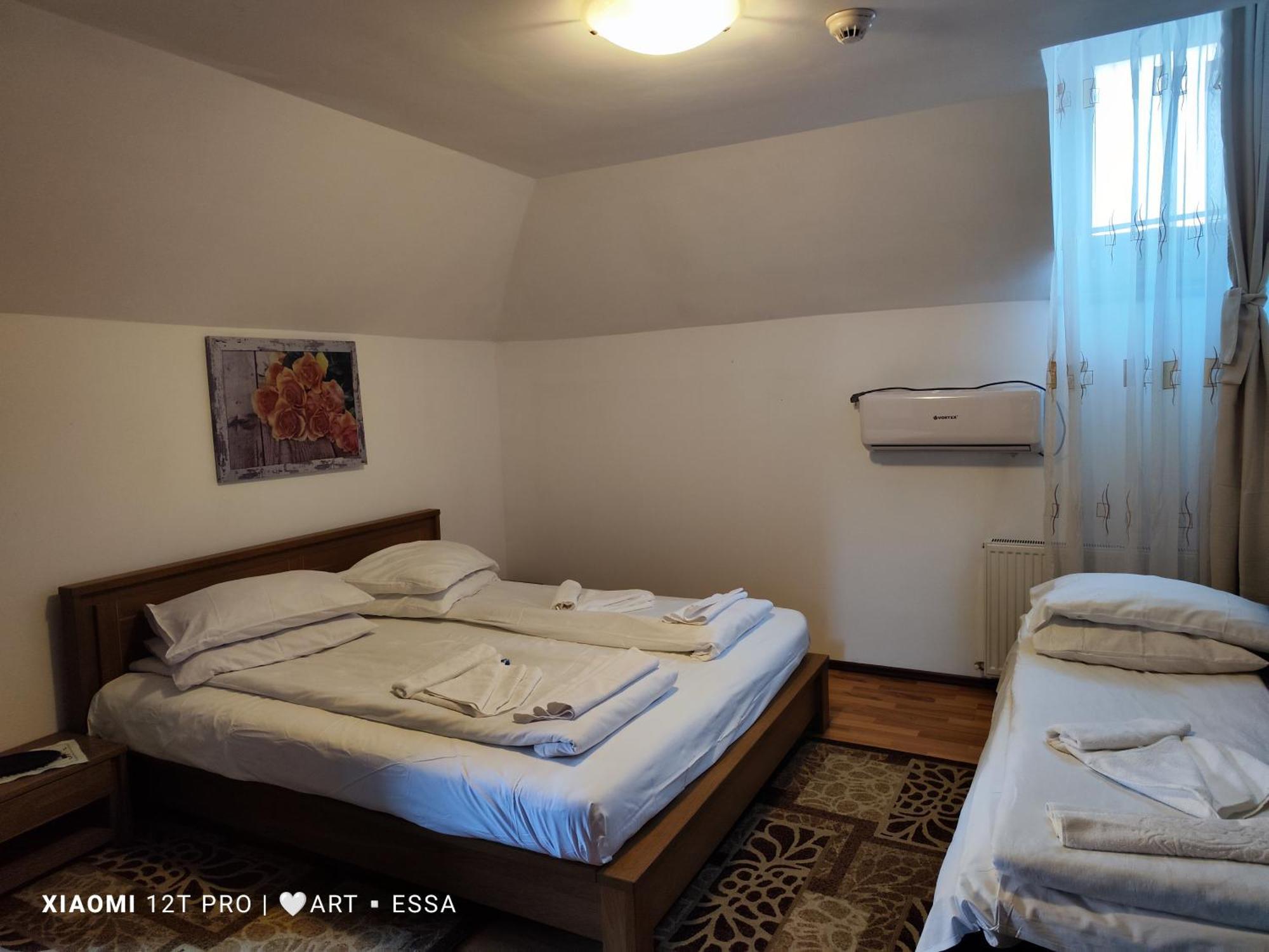 Pensiunea Buon Gusto Sibiu-Motorcyle Friendly,City Center Δωμάτιο φωτογραφία
