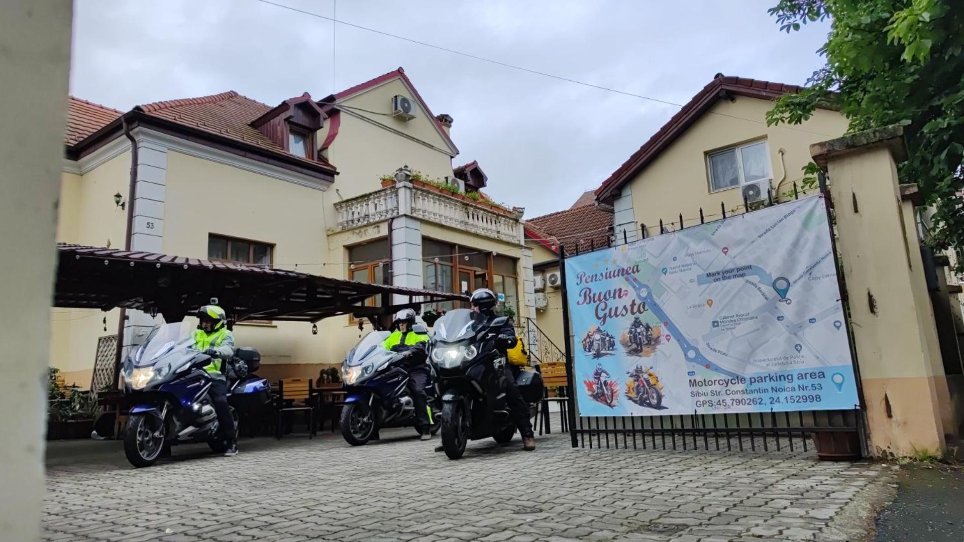 Pensiunea Buon Gusto Sibiu-Motorcyle Friendly,City Center Εξωτερικό φωτογραφία